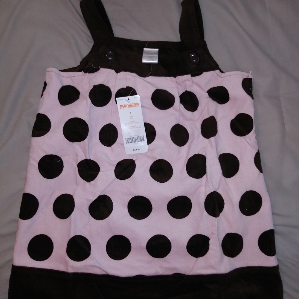Clothes - Picture 2 of 3